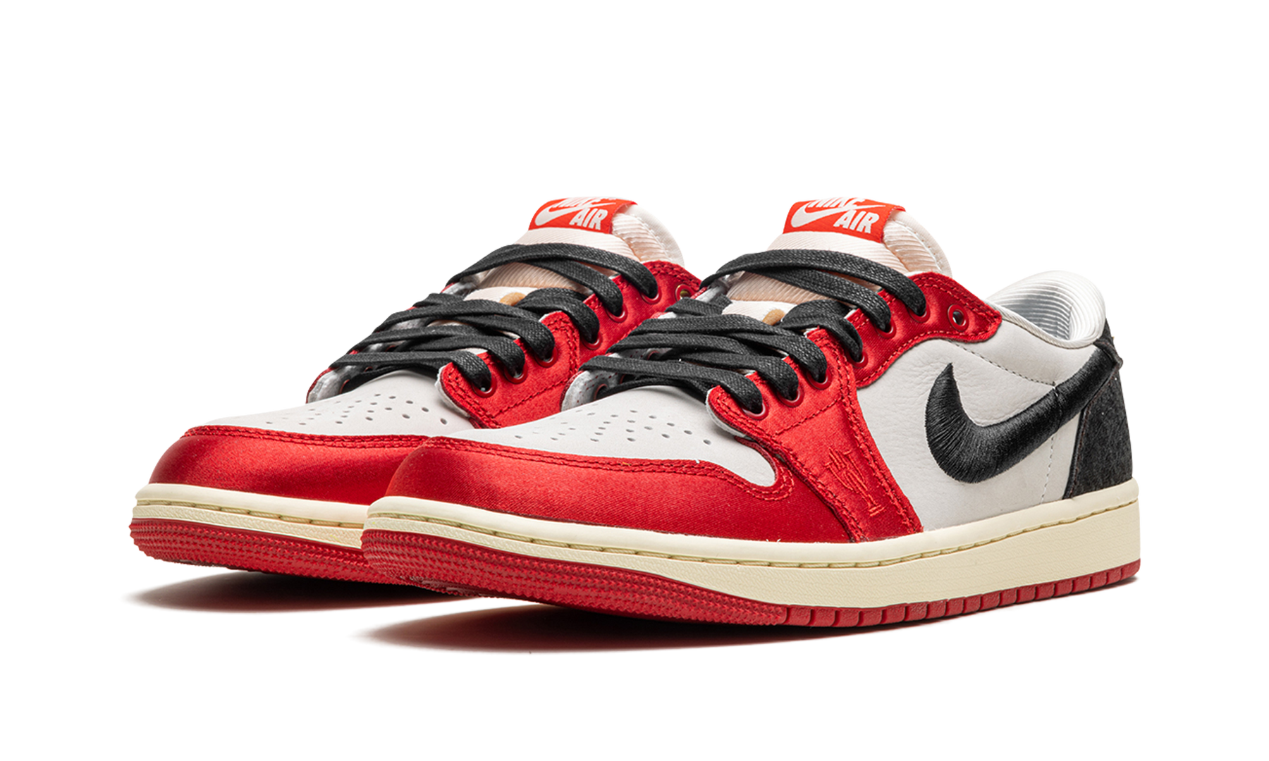 Air Jordan 1 Low Trophy Room - Away FN0432 100