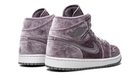 AIR JORDAN 1 MID SE WMNS Purple Velvet DQ8397 500