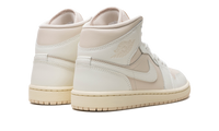 Air Jordan 1 WMNS White / Light Tan BQ6472 201