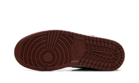 Jordan 1 Low SE Dark Pony HF3148 102