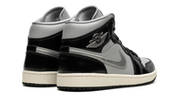 AIR JORDAN 1 MID SE WMNS Black Chrome FB9892 002